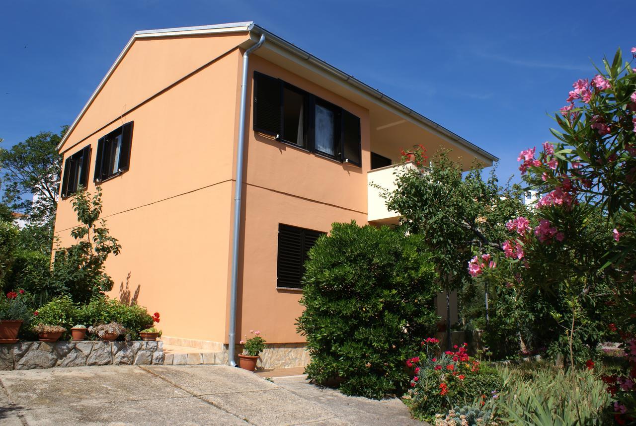 Apartment Ana M Krk Town Buitenkant foto