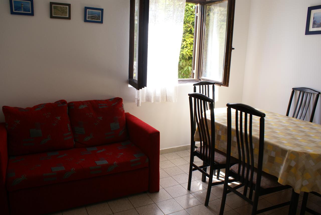 Apartment Ana M Krk Town Buitenkant foto
