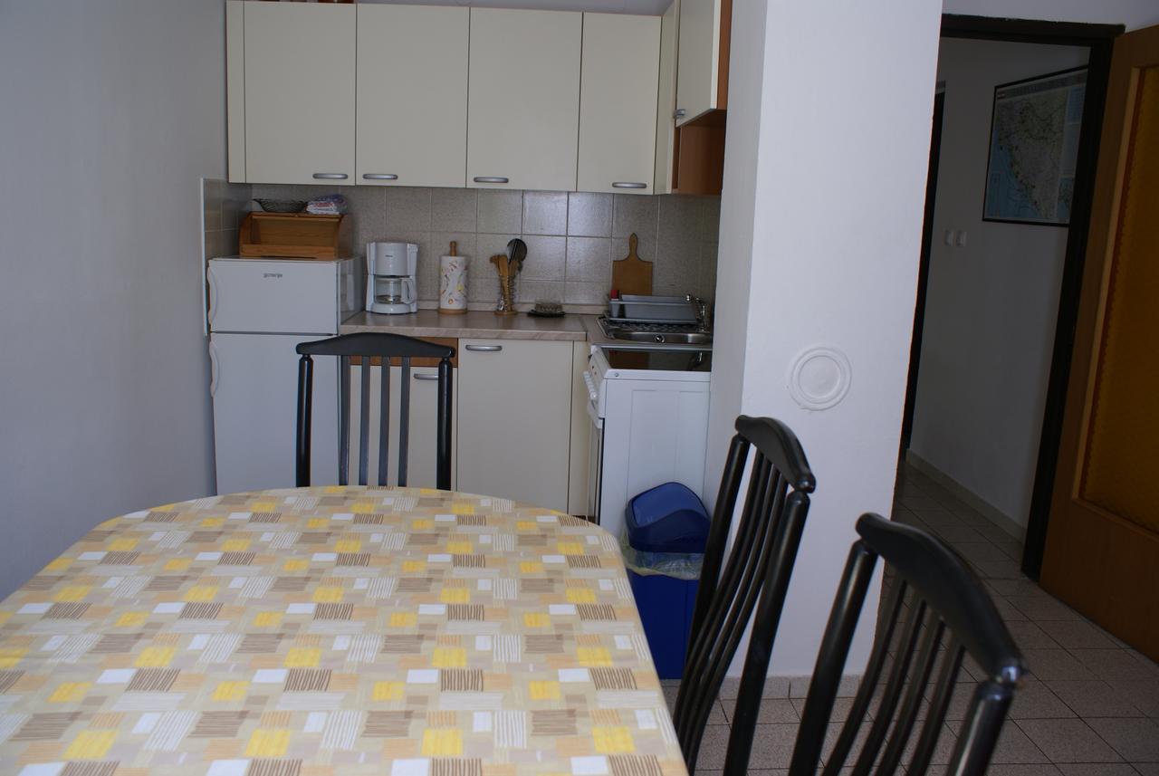 Apartment Ana M Krk Town Buitenkant foto