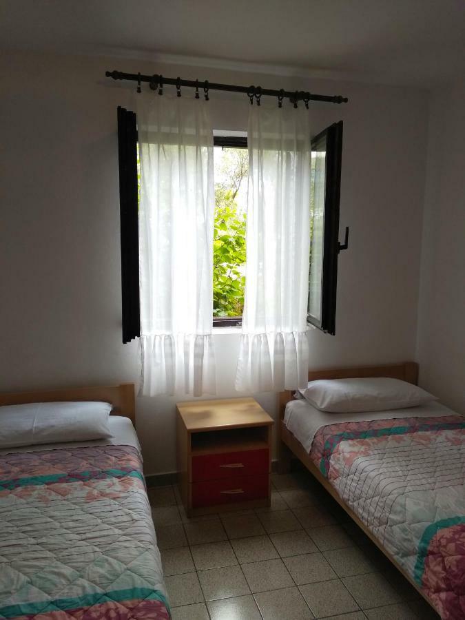 Apartment Ana M Krk Town Buitenkant foto